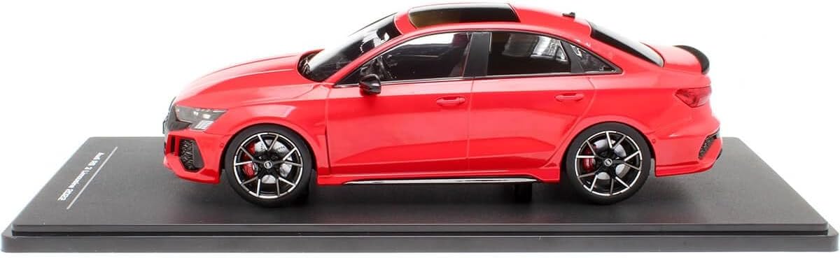 Audi RS3 (8Y) Saloon Red 1:18
